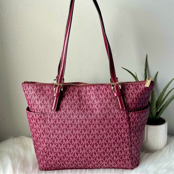 Michael Kors Dark Berry Jet Set East West Top Zip Tote Bag - Picture 6 of 12